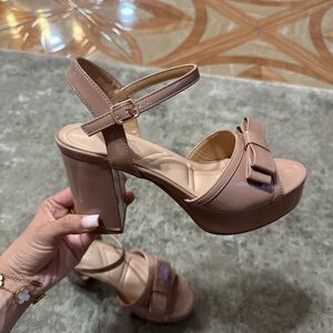 TOP Moda Blush Block Heel Sandals
